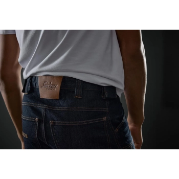 Spodenki robocze Denim Snickers FlexiWork 6156 – zdjęcie w użyciu 3